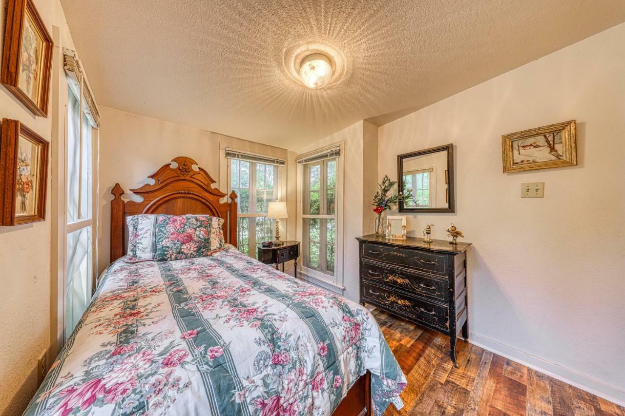 Bumblebee Lodge Ingram Bagian luar foto